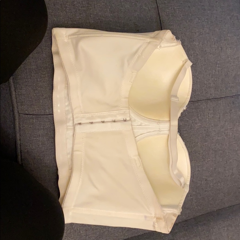 Bustier - Picture 2 of 3